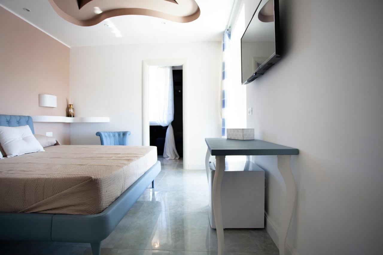 Hotel Cavalieri D'Oro Luxury House Anzio Exterior foto