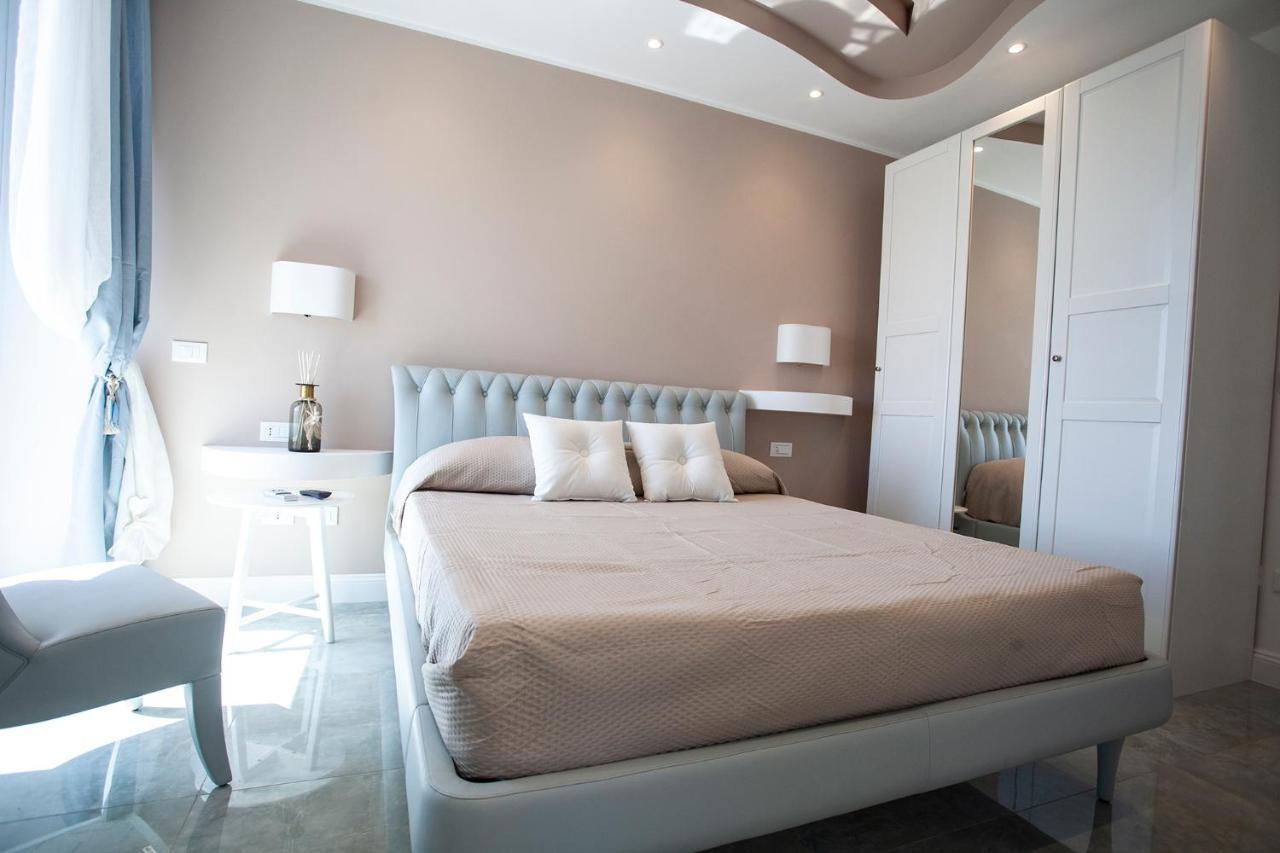 Hotel Cavalieri D'Oro Luxury House Anzio Exterior foto