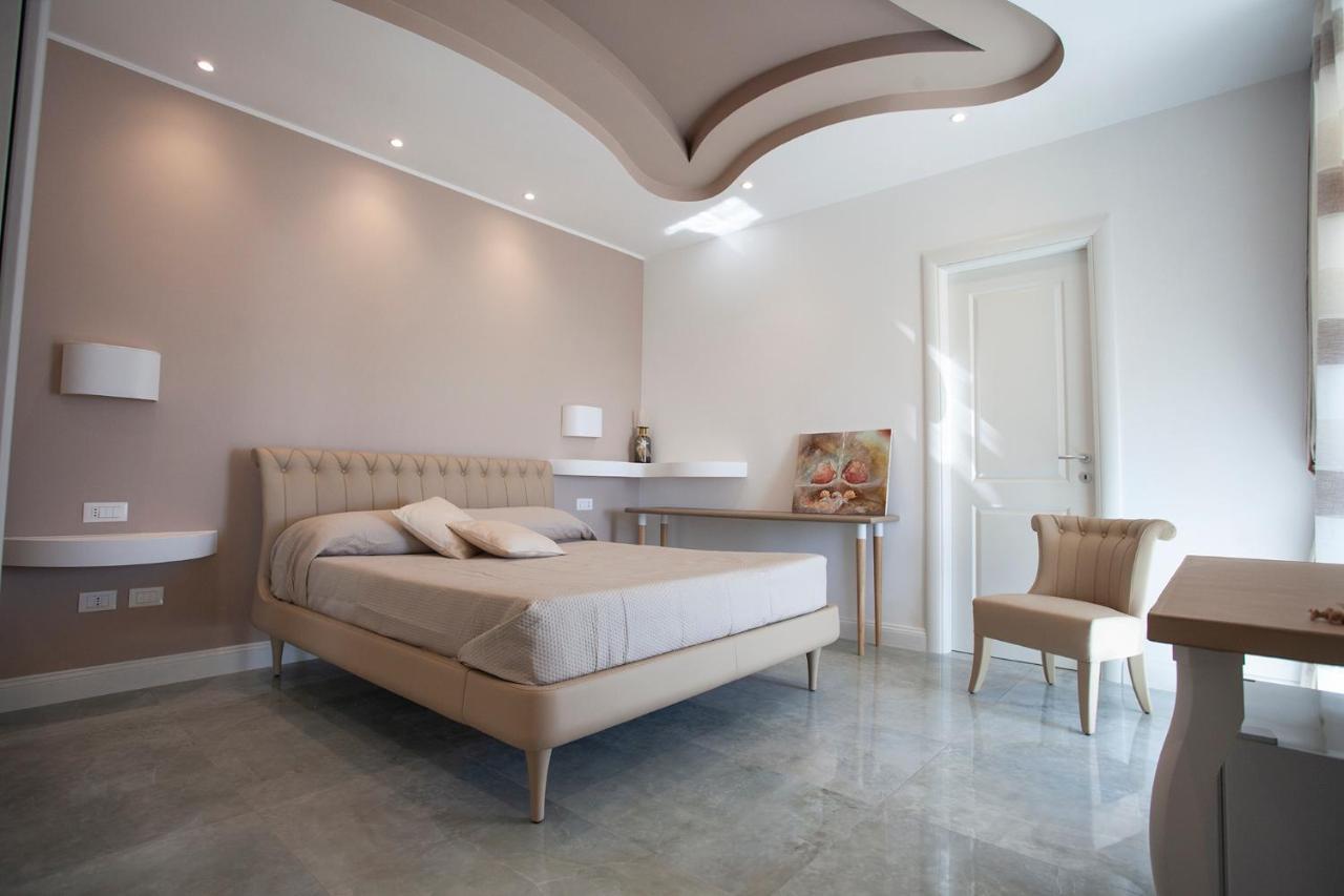 Hotel Cavalieri D'Oro Luxury House Anzio Exterior foto