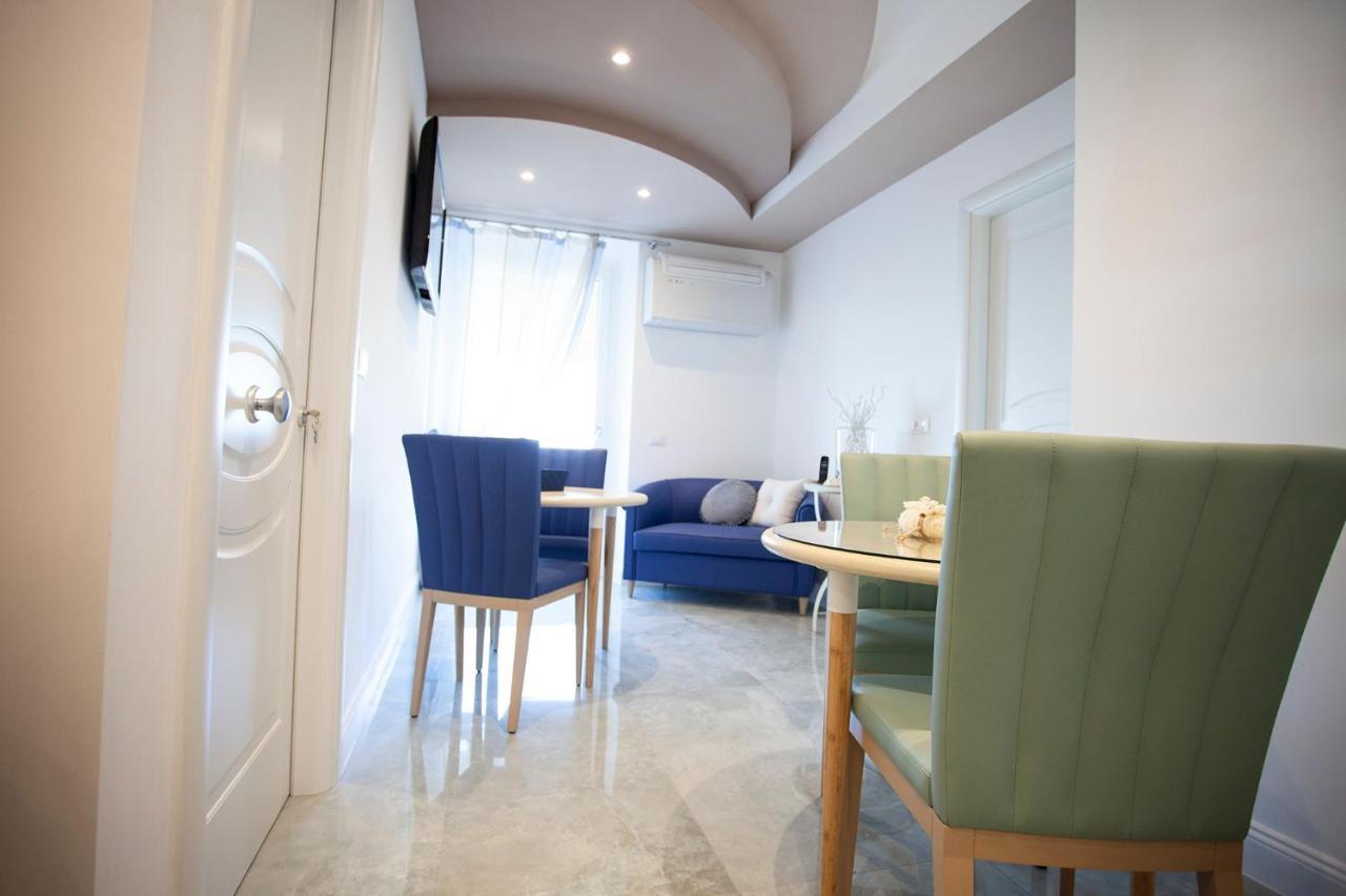 Hotel Cavalieri D'Oro Luxury House Anzio Exterior foto